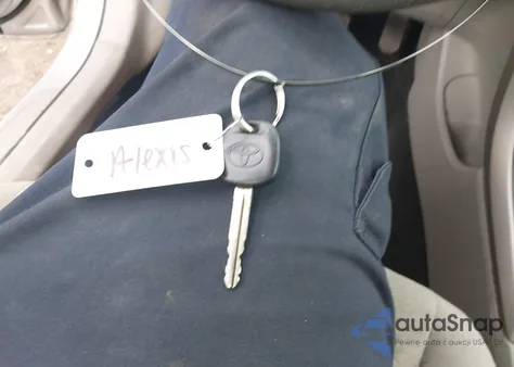 2010 Toyota Corolla из США, поврежденный, VIN 2T1BU4EE8AC435333